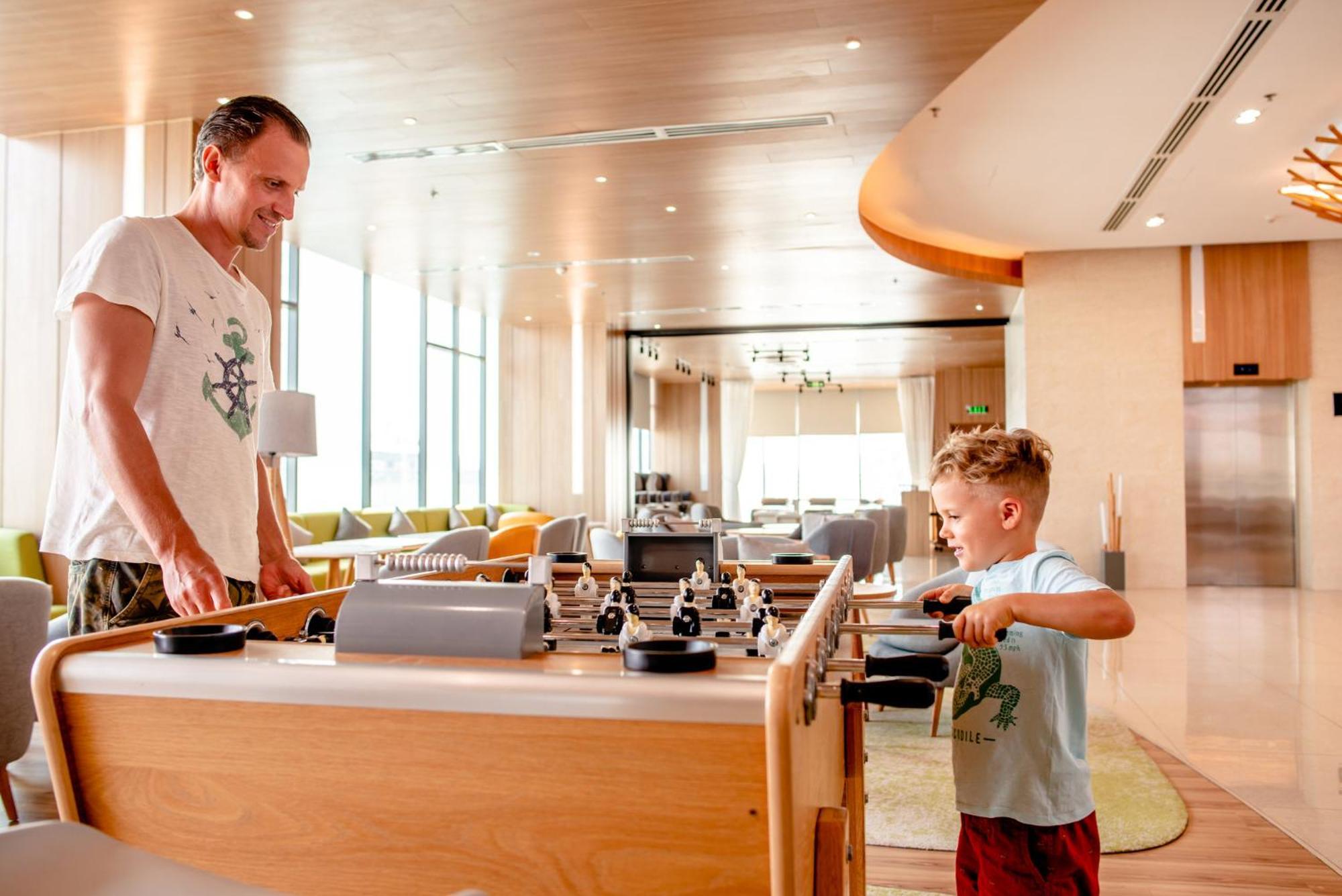Holiday Inn & Suites Saigon Airport By Ihg Ho Si Minh-város Kültér fotó