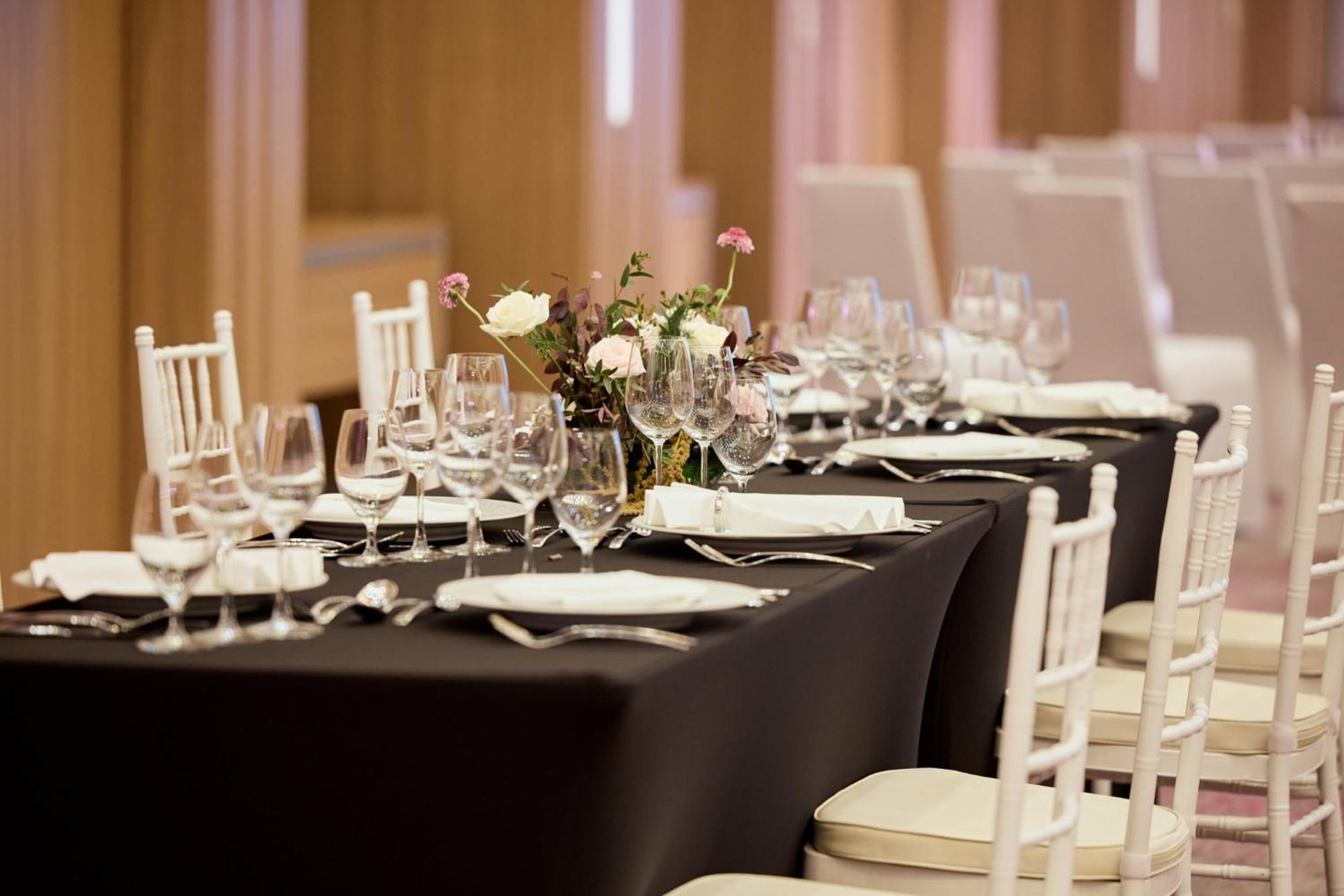 Holiday Inn & Suites Saigon Airport By Ihg Ho Si Minh-város Kültér fotó